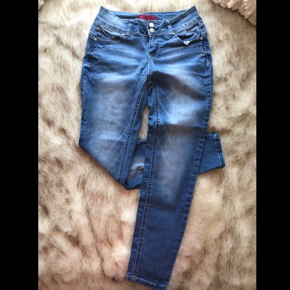 👖Wax “Love Your Butt” Ankle Jeans🍑